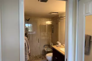 5631 Ashton Lake Dr, Sarasota, FL 34231 - Photo 22