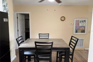 5631 Ashton Lake Dr, Sarasota, FL 34231 - Photo 8