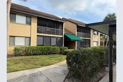 5631 Ashton Lake Drive #7, Sarasota, FL 34231 - Photo 2