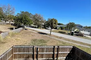 900 Riverside Dr, Tarpon Springs, FL 34689 - Photo 24