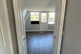 900 Riverside Dr, Tarpon Springs, FL 34689 - Photo 16