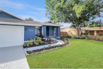 5111 13th Avenue Drive W, Bradenton, FL 34209 - Photo 2