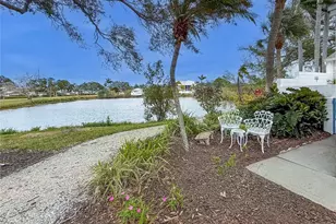 801 Waterside Ln, Bradenton, FL 34209 - Photo 6