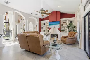 4221 Escondito Cir, Sarasota, FL 34238 - Photo 12