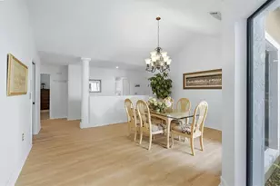 4221 Escondito Cir, Sarasota, FL 34238 - Photo 20
