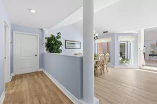 4221 Escondito Cir, Sarasota, FL 34238 - Photo 14