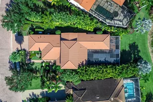 7951 Matera Ct, Lakewood Ranch, FL 34202 - Photo 6