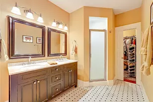 610 19th St W, Bradenton, FL 34205 - Photo 36