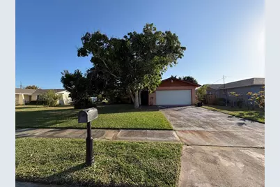 2311 15th Street W, Palmetto, FL 34221 - Photo 1