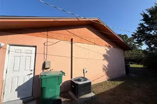 2311 15th St W, Palmetto, FL 34221 - Photo 8