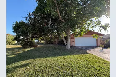 2311 15th Street W, Palmetto, FL 34221 - Photo 2