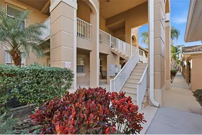 803 Fairwaycove Lane #205, Bradenton, FL 34212 - Photo 1