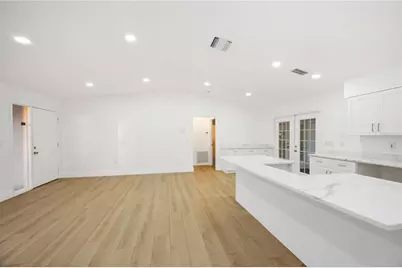 4355 Berkshire Drive, Sarasota, FL 34241 - Photo 8