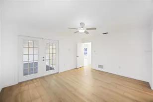 4355 Berkshire Dr, Sarasota, FL 34241 - Photo 14