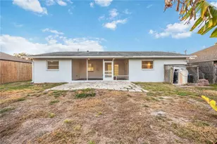 4355 Berkshire Dr, Sarasota, FL 34241 - Photo 28