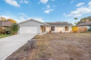 4355 Berkshire Dr, Sarasota, FL 34241 - Photo 2