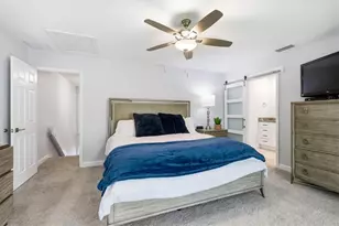 1201 E Peppertree Dr, Sarasota, FL 34242 - Photo 22