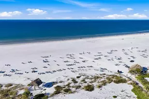 1201 E Peppertree Dr, Sarasota, FL 34242 - Photo 42