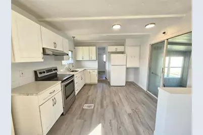 321 3rd Street Drive W, Palmetto, FL 34221 - Photo 8