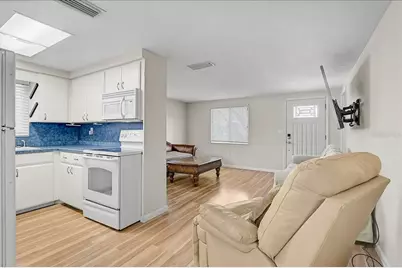 4514 S Lockwood Ridge Road, Sarasota, FL 34231 - Photo 8