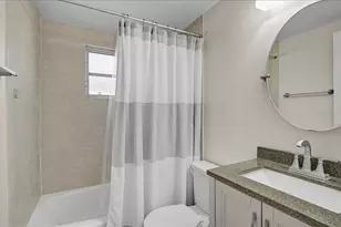 4514 S Lockwood Ridge Rd, Sarasota, FL 34231 - Photo 14