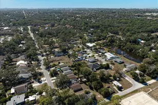 4514 S Lockwood Ridge Rd, Sarasota, FL 34231 - Photo 26