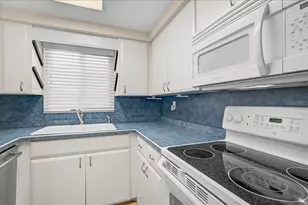 4514 S Lockwood Ridge Rd, Sarasota, FL 34231 - Photo 10