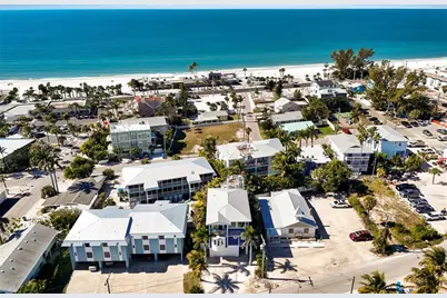 206 Church Avenue, Bradenton Beach, FL 34217 - Photo 94