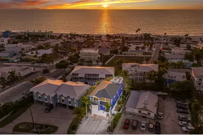 206 Church Avenue, Bradenton Beach, FL 34217 - Photo 4