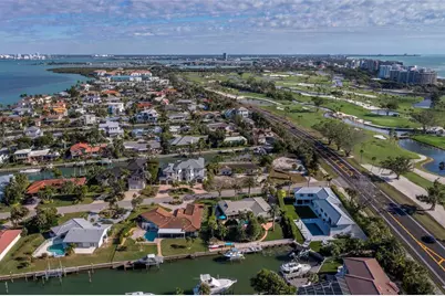 513 Outrigger Lane, Longboat Key, FL 34228 - Photo 52