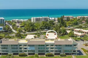 4750 Gulf of Mexico Dr, Longboat Key, FL 34228 - Photo 32