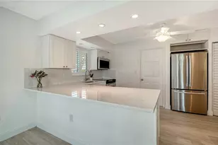 4750 Gulf of Mexico Dr, Longboat Key, FL 34228 - Photo 12