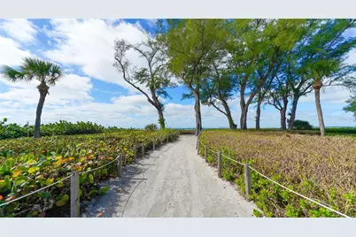 4750 Gulf Of Mexico Drive #Villa 8, Longboat Key, FL 34228 - Photo 36