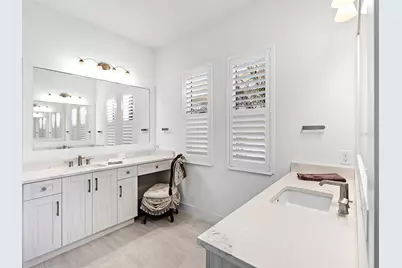 8043 Waterbend Trail, Sarasota, FL 34240 - Photo 30