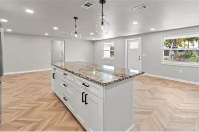 510 69th Street, Holmes Beach, FL 34217 - Photo 16