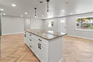 510 69th St, Holmes Beach, FL 34217 - Photo 16