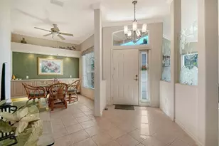 9559 Forest Hills Cir, Sarasota, FL 34238 - Photo 14