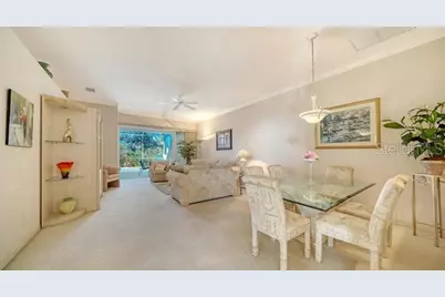 9559 Forest Hills Circle, Sarasota, FL 34238 - Photo 16