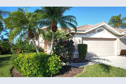 9559 Forest Hills Circle, Sarasota, FL 34238 - Photo 2