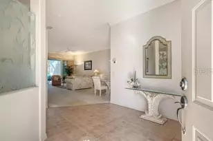 9559 Forest Hills Cir, Sarasota, FL 34238 - Photo 4