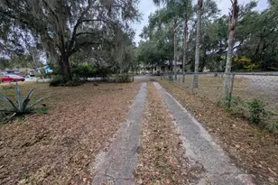 2304 Vine St, Leesburg, FL 34748 - Photo 22