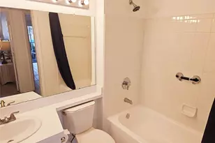 850 S Tamiami Trl, Sarasota, FL 34236 - Photo 16