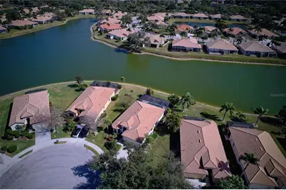 8025 Stirling Falls Circle, Sarasota, FL 34243 - Photo 32