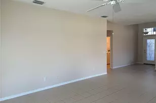 8025 Stirling Falls Cir, Sarasota, FL 34243 - Photo 20