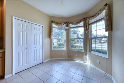 8025 Stirling Falls Circle, Sarasota, FL 34243 - Photo 10