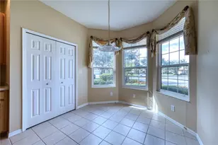 8025 Stirling Falls Cir, Sarasota, FL 34243 - Photo 10