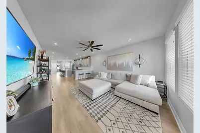 6279 Roadstead Court, Apollo Beach, FL 33572 - Photo 10