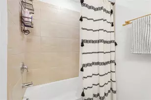 1808 Fender Ln, Sarasota, FL 34240 - Photo 22