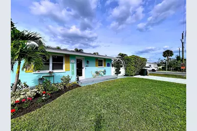 304 29th Street #A, Holmes Beach, FL 34217 - Photo 6