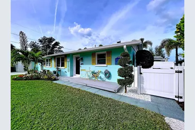 304 29th Street #A, Holmes Beach, FL 34217 - Photo 4